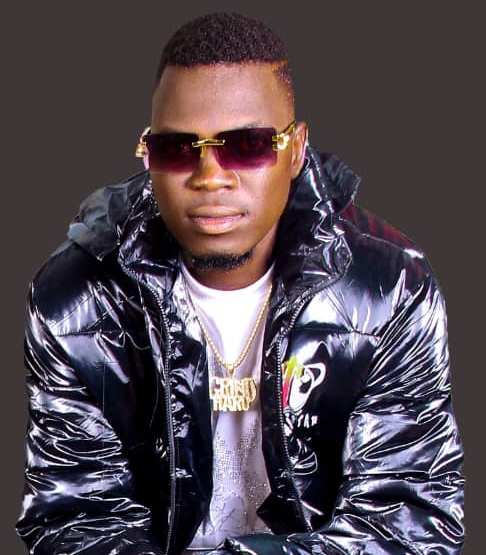 Poly Breezy | Free Music, Mp3, Song Downloads, Video and Biography - LuoTunes.Com
                        