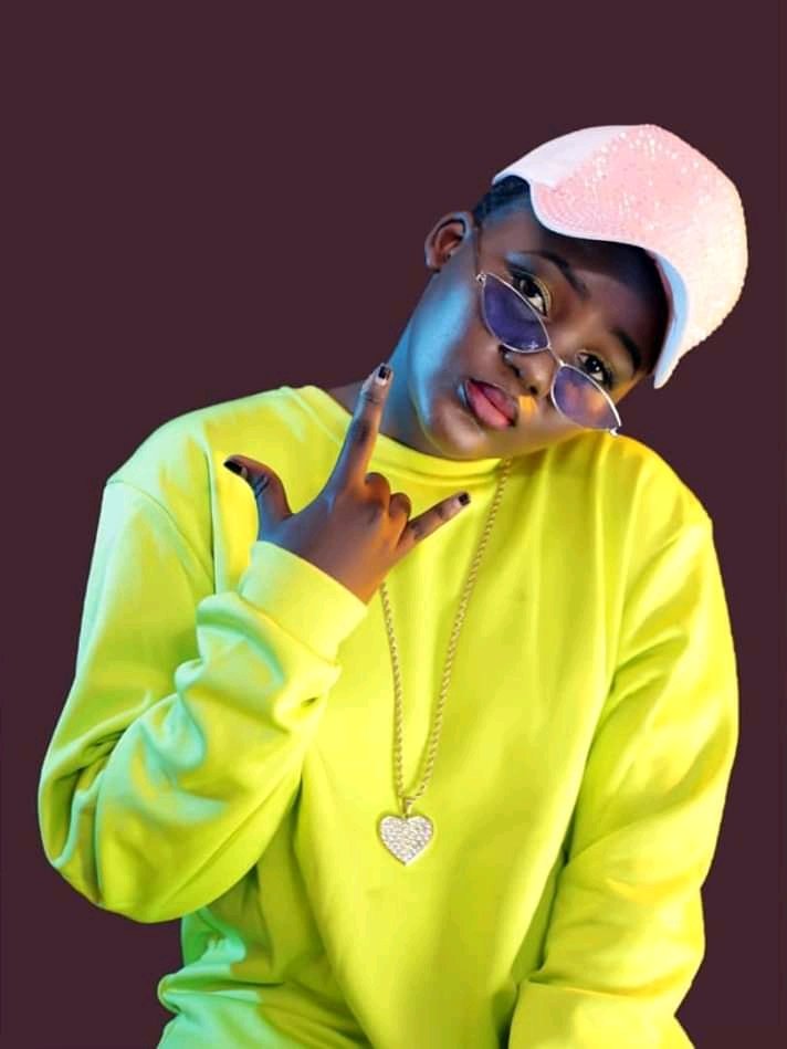 Quincy (Urban Savage) | Music and Biography - LuoTunes.Com