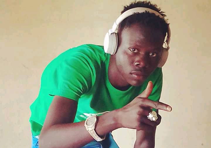 Dan Dizzo | Music and Biography - LuoTunes.Com